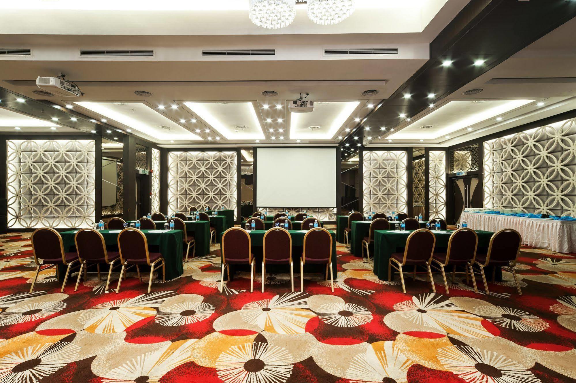 Promenade Hotel Bintulu Exteriér fotografie